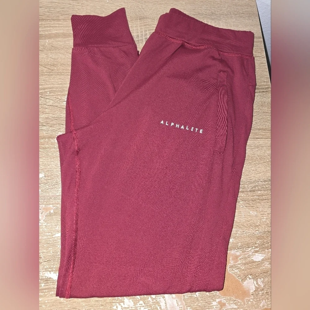 Alphalete Pro Elite Stretch Joggers with Pockets Burgandy Men's M